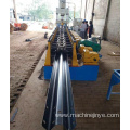 Guardrail roll forming machine